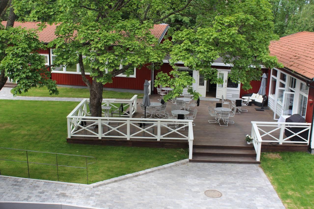 Brook Hotels Arlanda Rosersberg Buitenkant foto