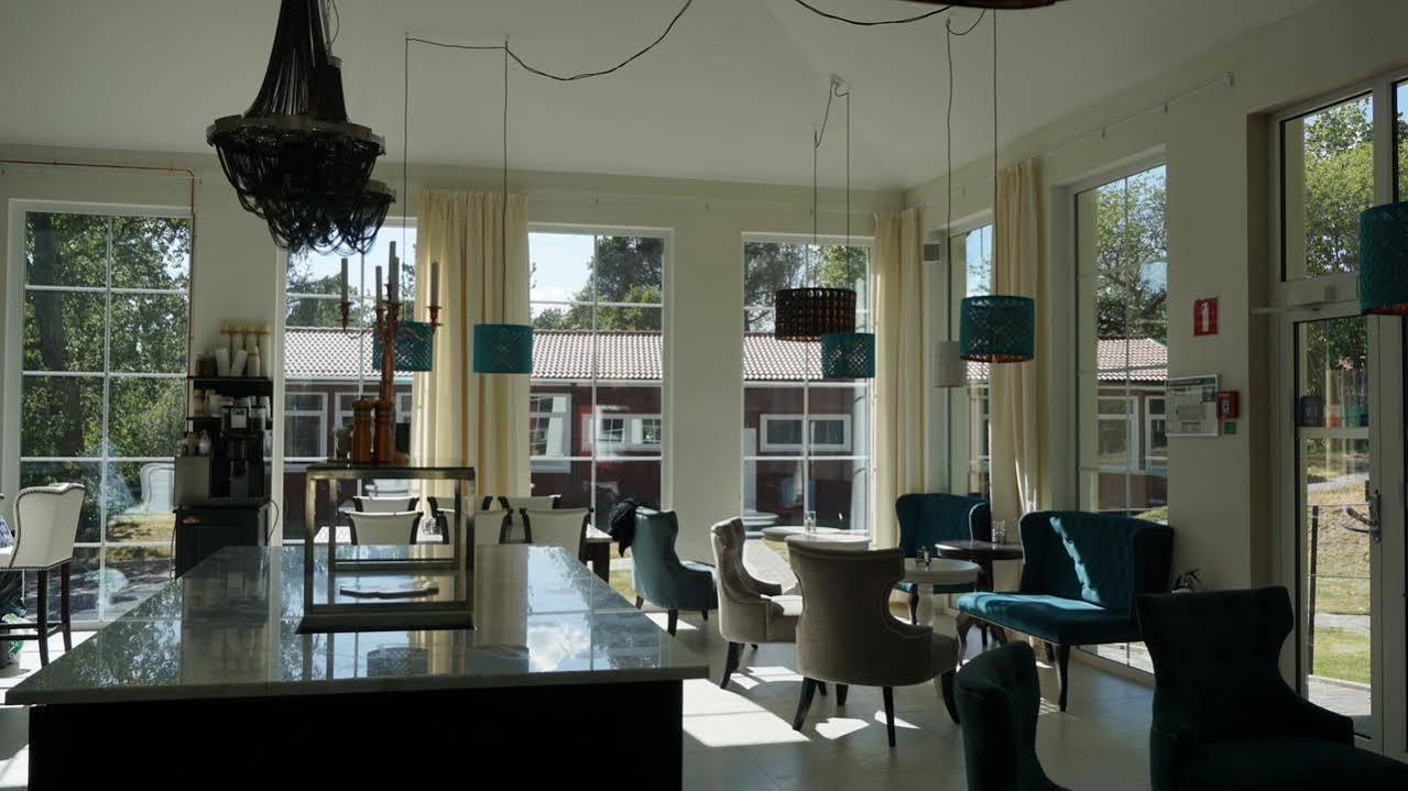 Brook Hotels Arlanda Rosersberg Buitenkant foto